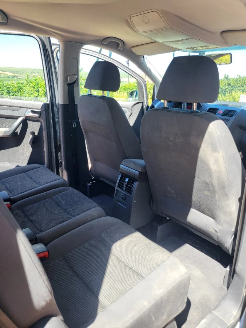 Volkswagen Touran 1.9 TDI Edition Bluemotion 2010, foto 10