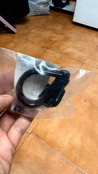 Gancho Portabolsas Vespa nuevo sin abrir.