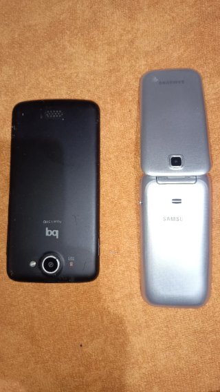 Lote di telefoni: Nokia, Siemens, Sony, Samsung
