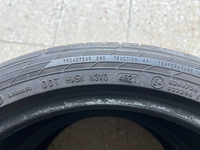 225/40/18 Continental ContiSportContact 5 MO
