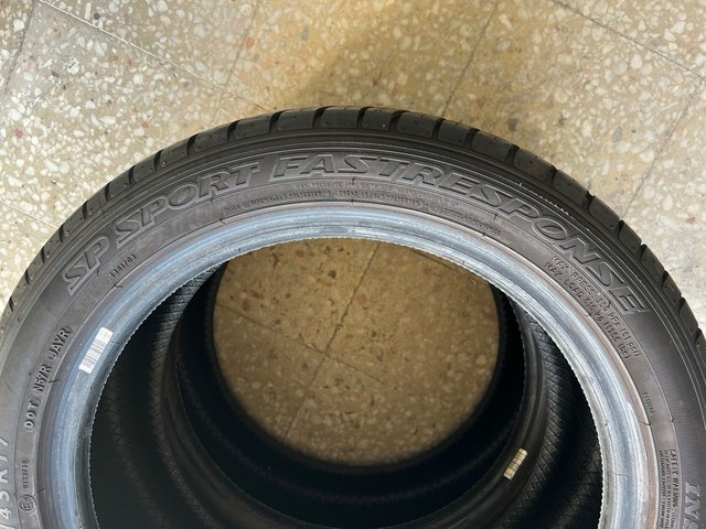 225/45/17 Dunlop SP Sport FastResponse