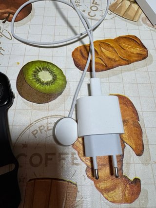 Apple watch series 11 GPS 46 mm + cargador Apple