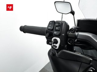 YAMAHA T-MAX TECH MAX 2024 26585 kms.