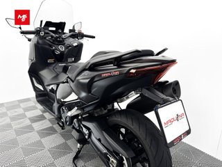 YAMAHA T-MAX TECH MAX 2024 26585 kms.