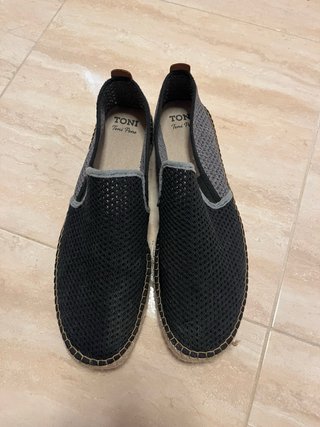 Toni Pons Dubai negras talla 50 – casi nuevas