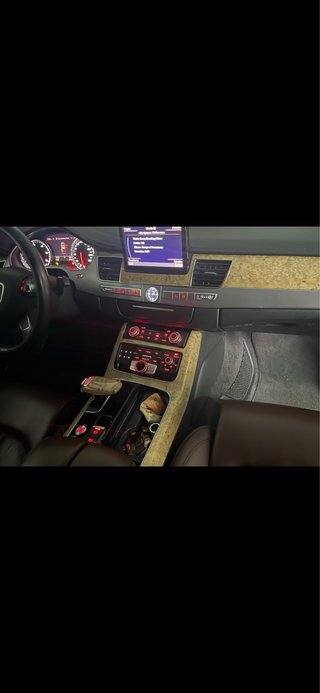 Audi A8 2011