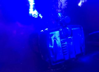 Acuario con luz LED azul y LED BLANCA
