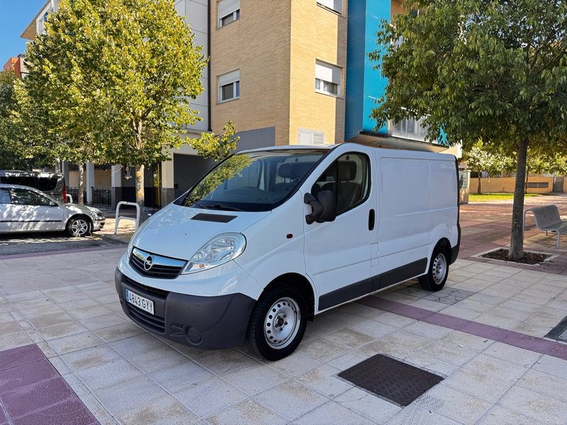 Opel Vivaro 2010 - foto 1