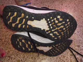Zapatillas Nike Negras y Blancas Talla S