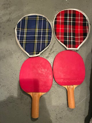 Raquetas de ping pong con fundas