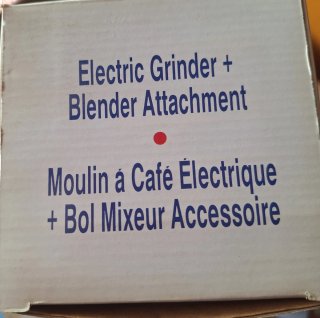 Molinillo Eléctrico y Licuadora Nuevo