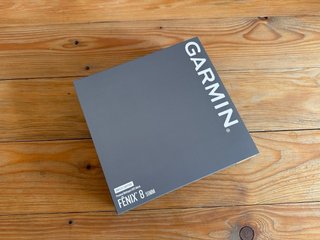 Garmin fenix 8 shappire titanium amoled 51mm