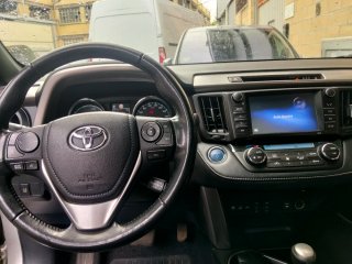Toyota RAV4 2017