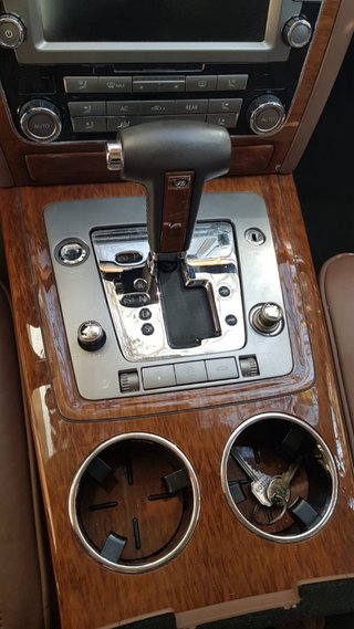Volkswagen Phaeton 2012