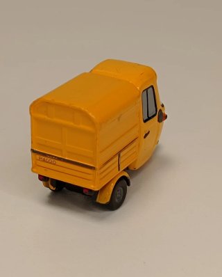 Motocarro Sal Machiani Disney Pixar Cars MATTEL