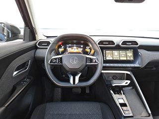 MG ZS Hybrid Standard