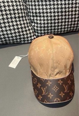 Gorras Fendi, Burberry, Louis Vuitton y Gucci