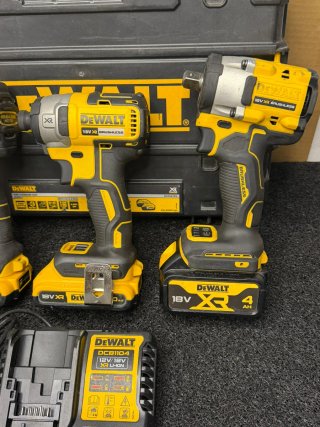 Kit Taladro y Atornillador DeWalt 18V