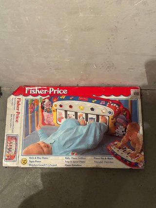 Piano Fisher-Price Kick & Play