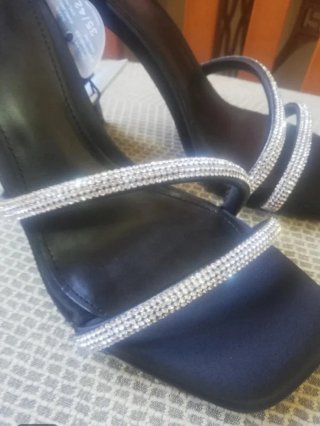 Sandalias Mango Negras Brillantes Talla  36