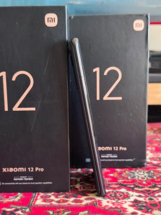 2x Xiaomi 12 Pro 256GB Preto/Azul