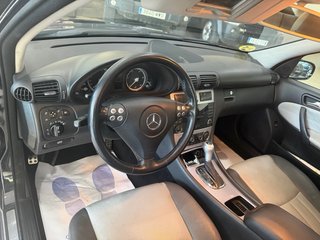 Mercedes-Benz clase C220 CSI