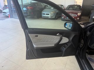 Mercedes-Benz clase C220 CSI