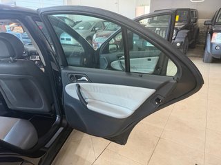 Mercedes-Benz clase C220 CSI