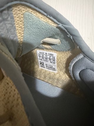Adidas Yeezy Boost 350 V2 Línea Original