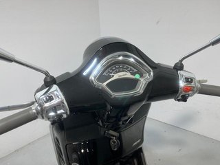 Vespa GTS 300 Super