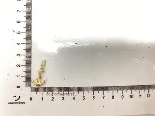 colgante oro 18k