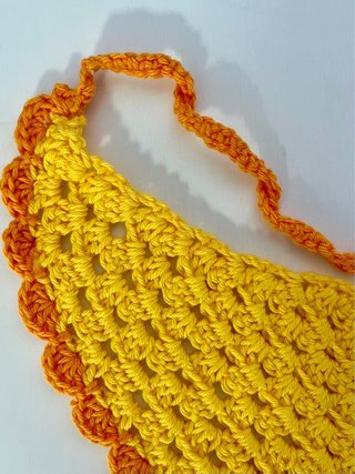 Bandana crochet hecha a mano