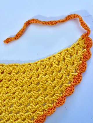 Bandana crochet hecha a mano