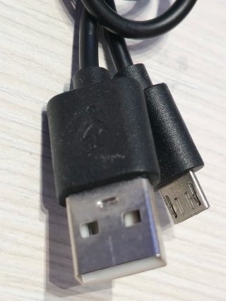 Cable Cargador USB a Micro USB Negro