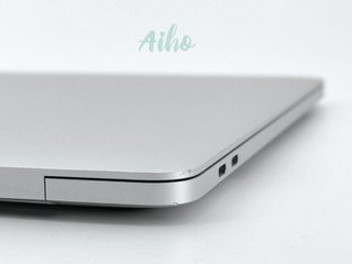MacBook Pro 15" (2018) Intel Core i7 2.2GHz 6 núcleos - SSD 512GB - RAM 16GB - Plata