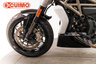DUCATI X DIAVEL