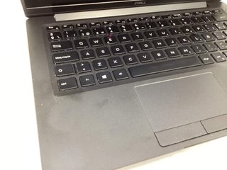 pc portatil dell latitude 7400