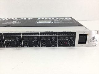 amplificador hifi behringer powerplay pro 8
