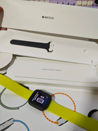 Apple Watch Series 6 40mm GPS Space Gray + CAJA