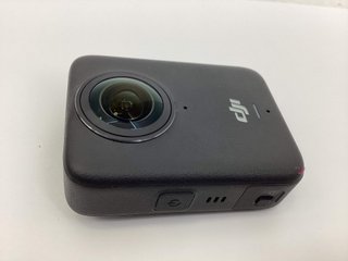 camara ultracompacta dji osmo 360
