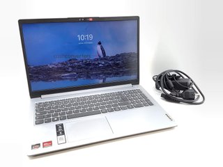 pc portatil lenovo 82vg