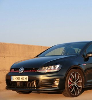 Parachoques Golf 7 GTI Faros delanteros