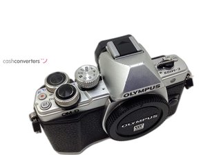 camara digital evil olympus om-d e-m10 mark ii
