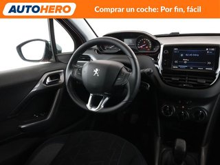 Peugeot 2008 1.2 PureTech Style