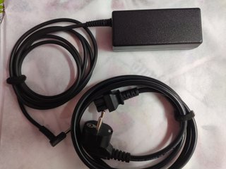 Cargador HP 65W Adaptador Fuente Alimentación