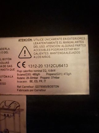 Barbacoa de gas negra