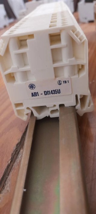 Morsetti per guida DIN quadro elettrico