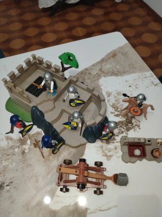Playmobil Castello con Cavalieri e Catapulta