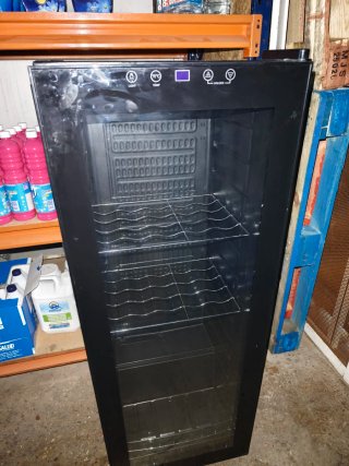 Vinoteca Negra