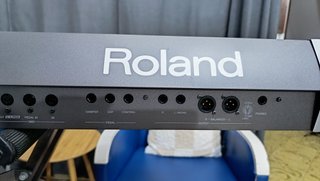 Roland Combo VR-700 Piano - Órgano - Sintetizador